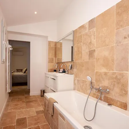 Les Tropeziennes De *