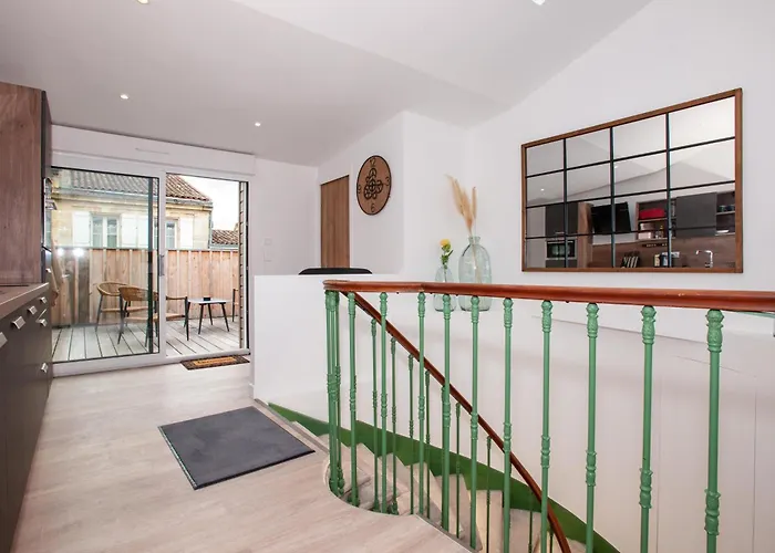 Les Tropeziennes De Libourne